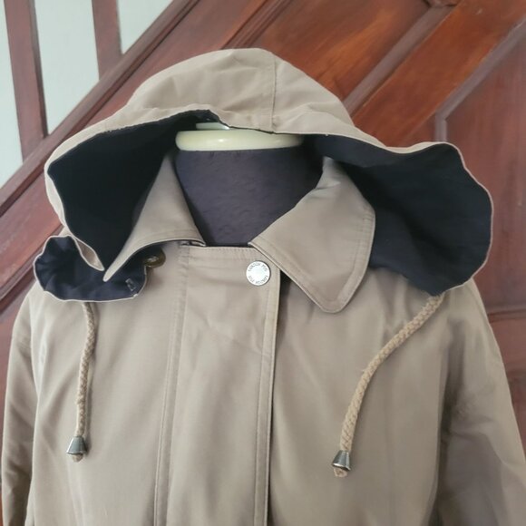 Vintage London Fog Beige Hooded Trench Coat With Button & Zip Closure Size Small - Picture 3 of 10